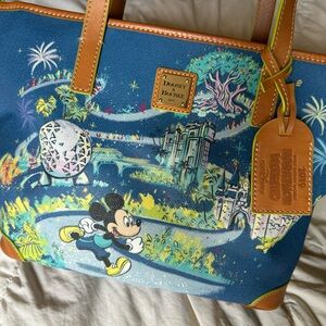 Dooney & Bourke Disney 2019 Marathon Weekend tote